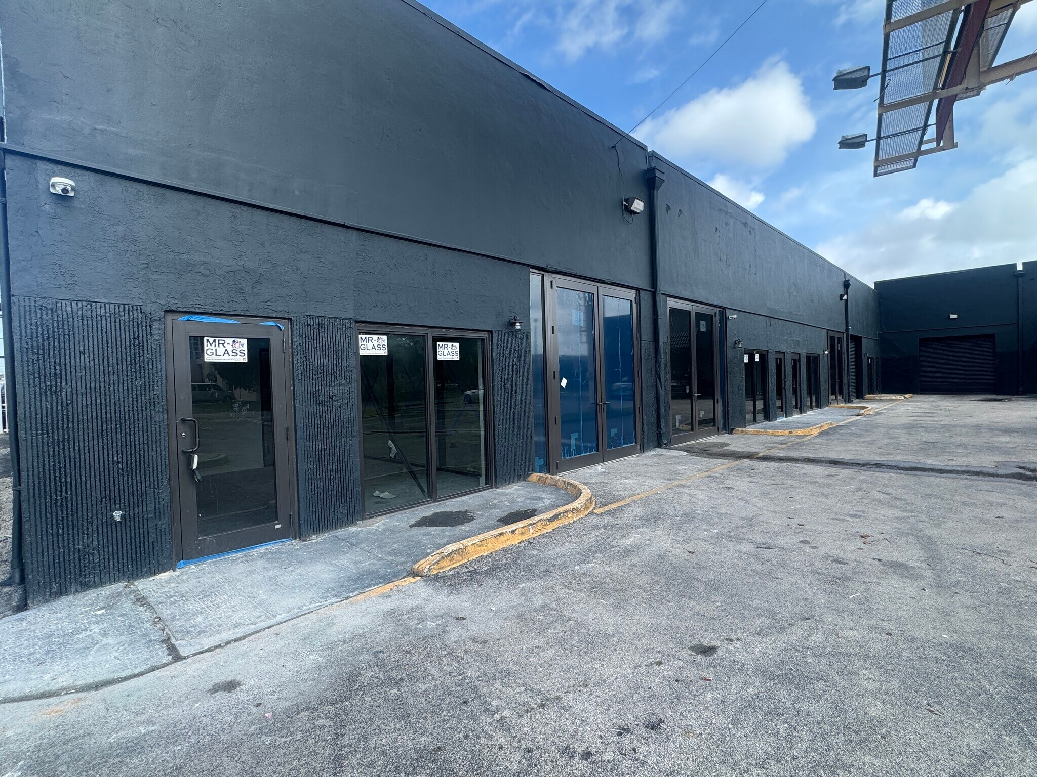 10401 SW 186th St, Miami, FL à louer Photo de l’immeuble– Image 1 sur 17