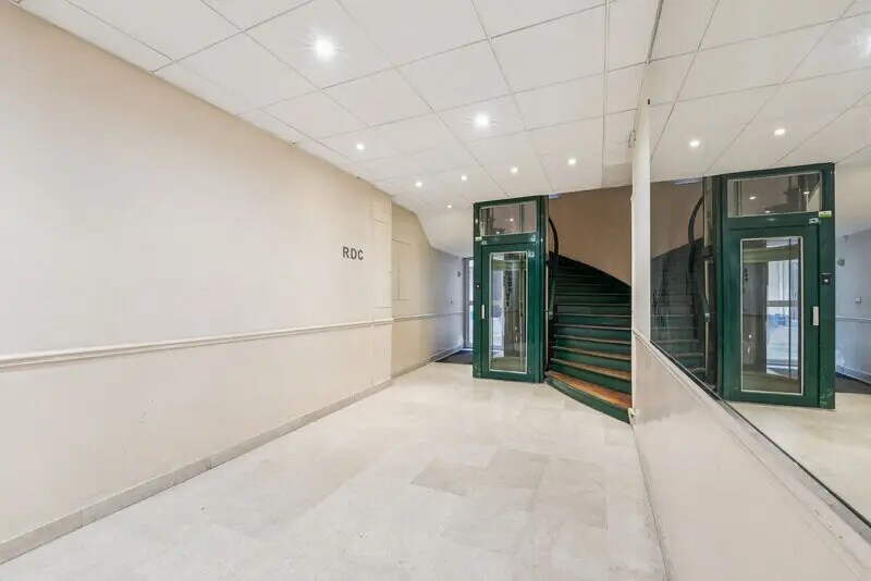 Bureau dans Paris à louer - Photo de l’immeuble – Image 3 sur 10