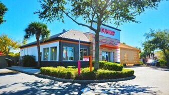14048 US Highway 19, Hudson, FL à louer Photo de l’immeuble– Image 1 sur 3