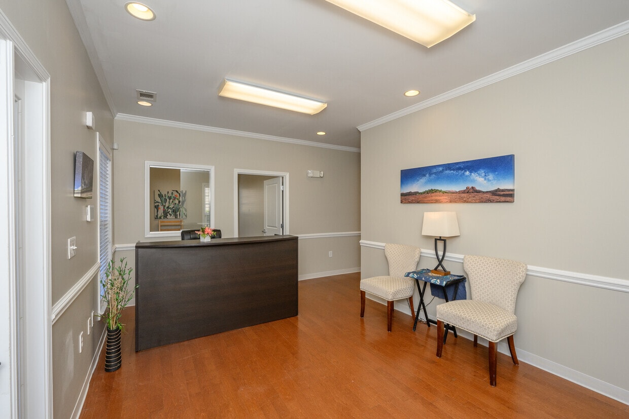 18-20 Parkway Commons Way, Greer, SC 29650 - Lot 18 -  - Photo intérieure - Image 1 of 5