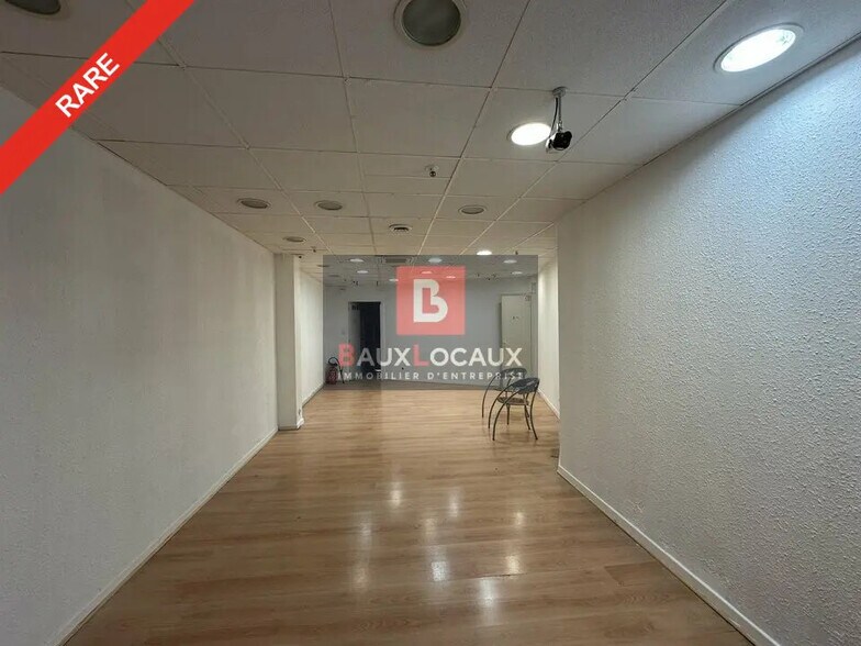 Local commercial dans Bollène à louer - Photo intérieure – Image 1 sur 6