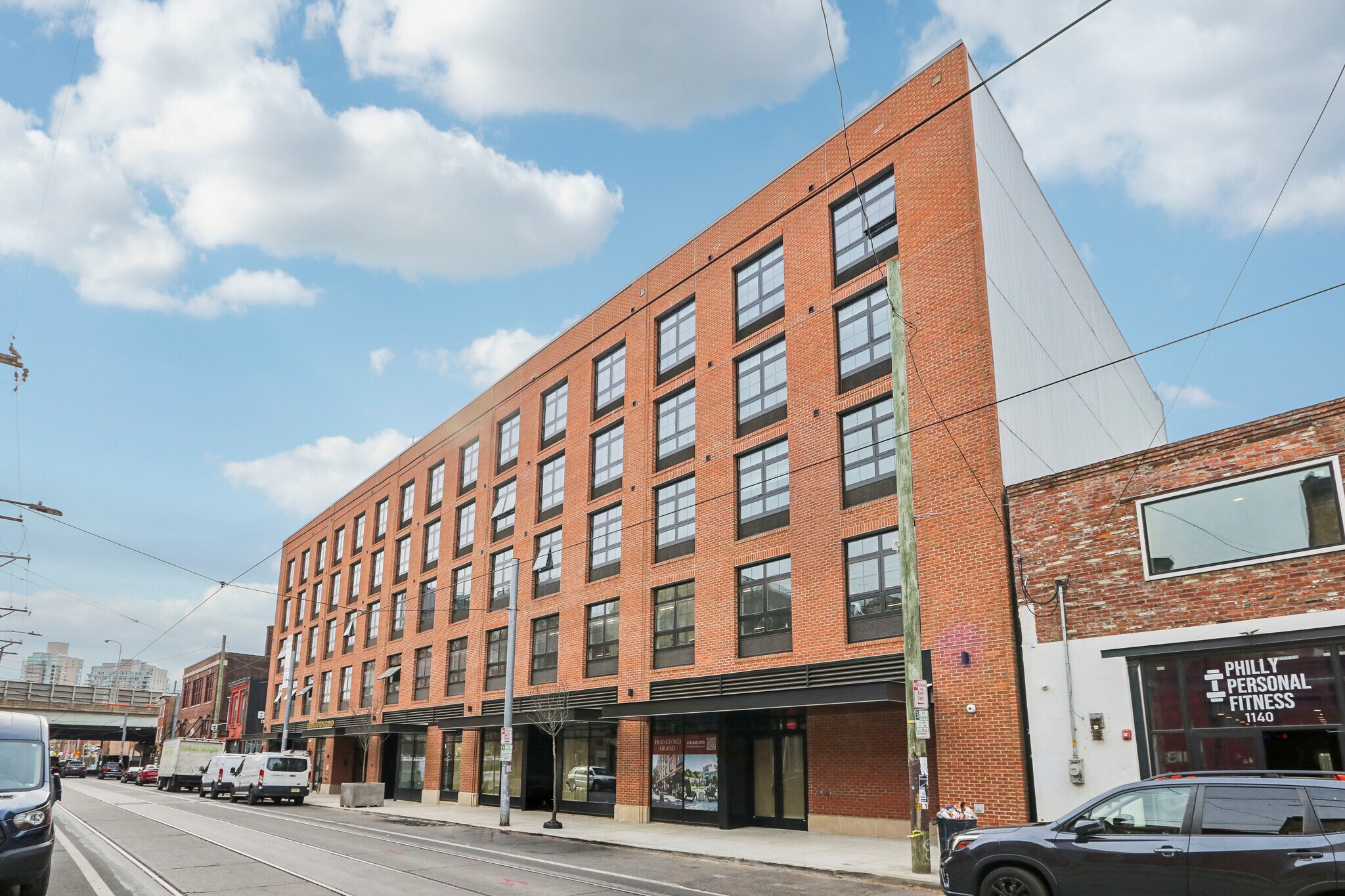 1122 Frankford Ave, Philadelphia, PA à louer Photo principale– Image 1 sur 7