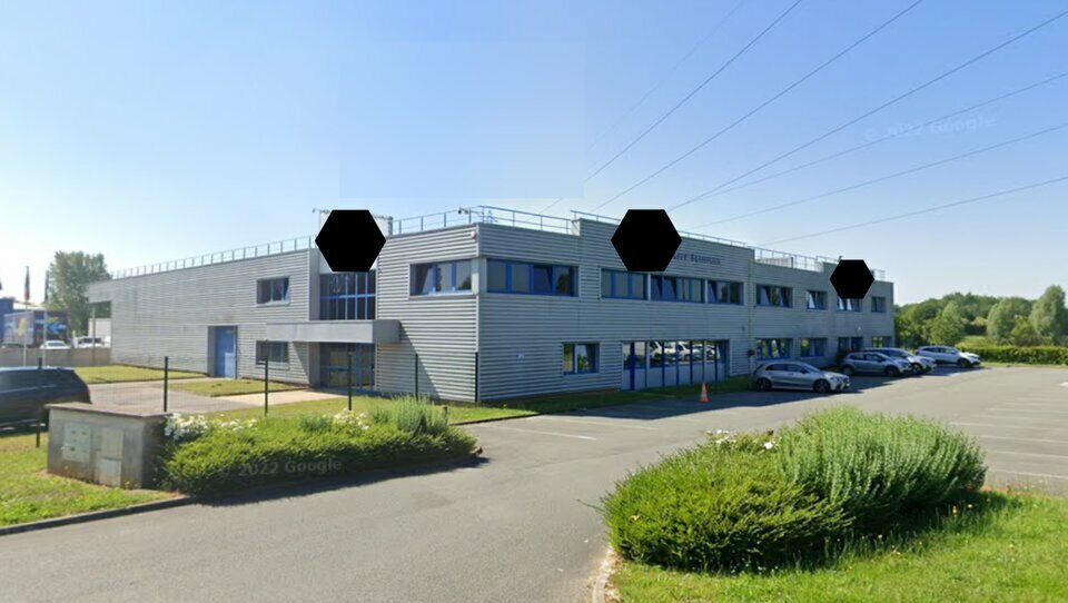 Local d’activités dans La Vaupalière à louer Photo de l’immeuble– Image 1 sur 13