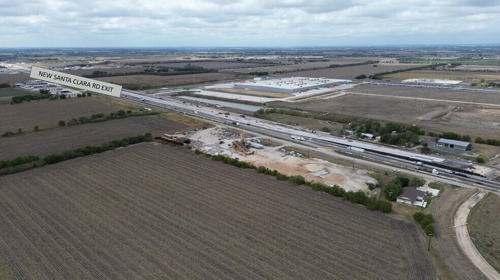 10833 E Interstate 10, Marion, TX à louer - Photo de l’immeuble – Image 2 sur 5