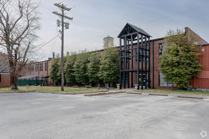 300 N Maple St, Lebanon, TN à vendre - Photo de l’immeuble – Image 3 sur 12