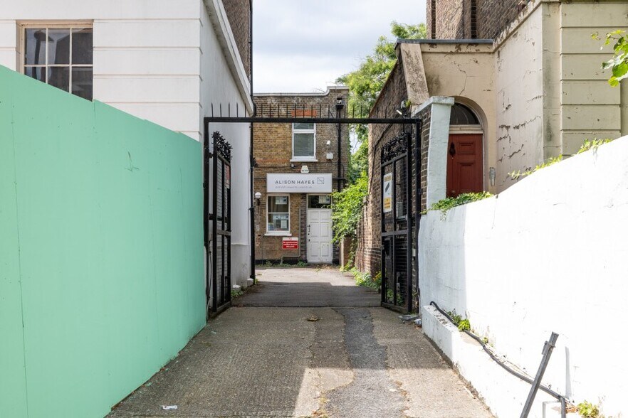 361B-363B Liverpool Rd, Londres à vendre - Photo de l’immeuble – Image 3 sur 13