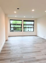 11950-11958 San Vicente Blvd, Los Angeles, CA à louer Photo intérieure– Image 2 sur 2