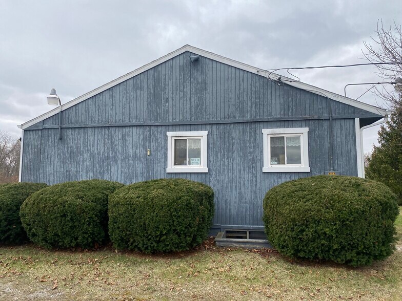 8009 N McKinley Rd, Flushing, MI à vendre - Photo principale – Image 3 sur 18