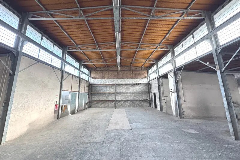 Local d'activités dans Fabrègues à vendre - Photo intérieure – Image 2 sur 12