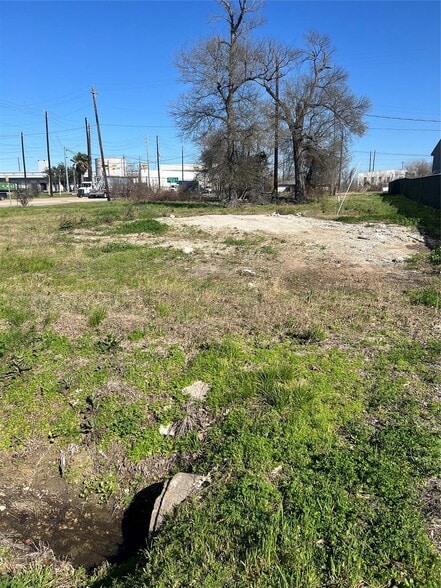 626 N 1st St, La Porte, TX à vendre - Plan de site – Image 3 sur 3