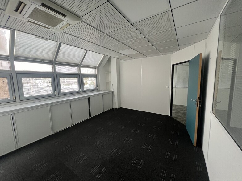Bureau dans Angers à vendre - Photo intérieure – Image 1 sur 6