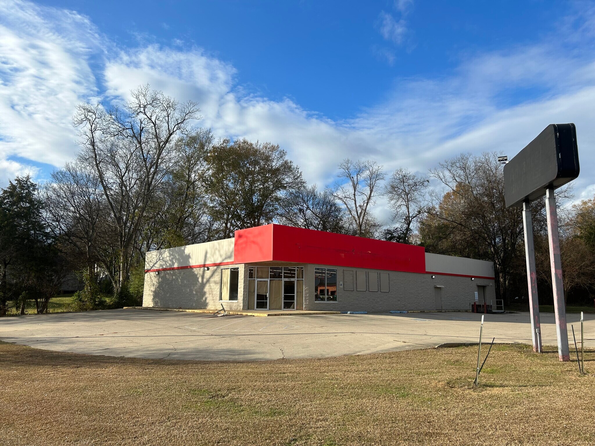 1601 5th Ave, Meridian, MS à louer Photo principale– Image 1 sur 9