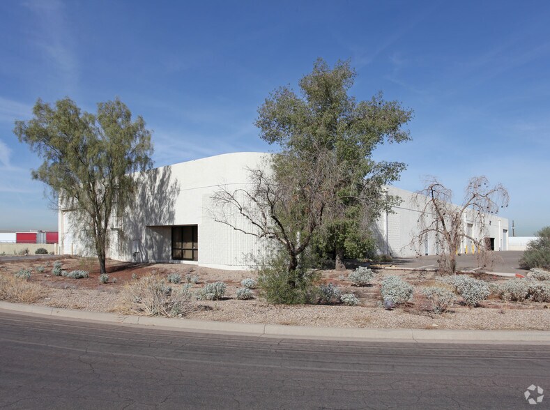 2836 S 49th Ave, Phoenix, AZ à louer - Photo principale – Image 1 sur 4