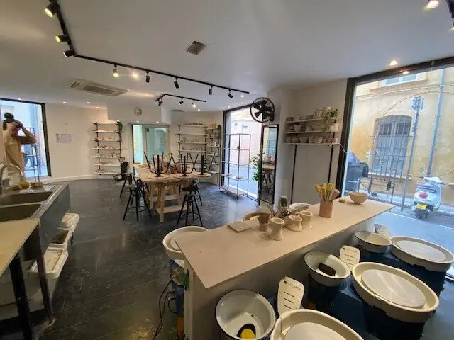 Local d’activités dans Aix-en-Provence à louer Photo intérieure– Image 1 sur 7