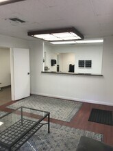 178 S Victoria Ave, Ventura, CA à louer Photo intérieure– Image 2 sur 22