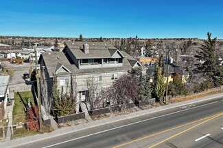 Plus de détails pour 7714-7716 Bowness Rd NW, Calgary, AB - Logement à vendre