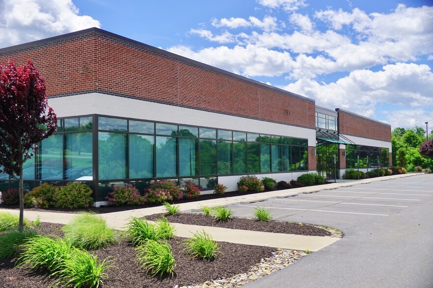 150 Enterprise Way, Pittston Township, PA à louer - Photo de l’immeuble – Image 1 sur 6