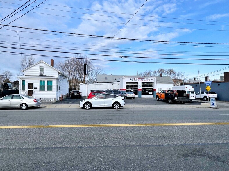 172 Broadway, Malden, MA à louer - Photo de l’immeuble – Image 2 sur 10