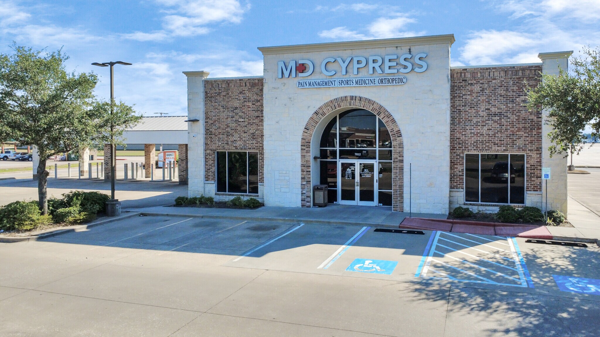 7012 Barker Cypress Rd, Cypress, TX à vendre Photo de l’immeuble– Image 1 sur 26