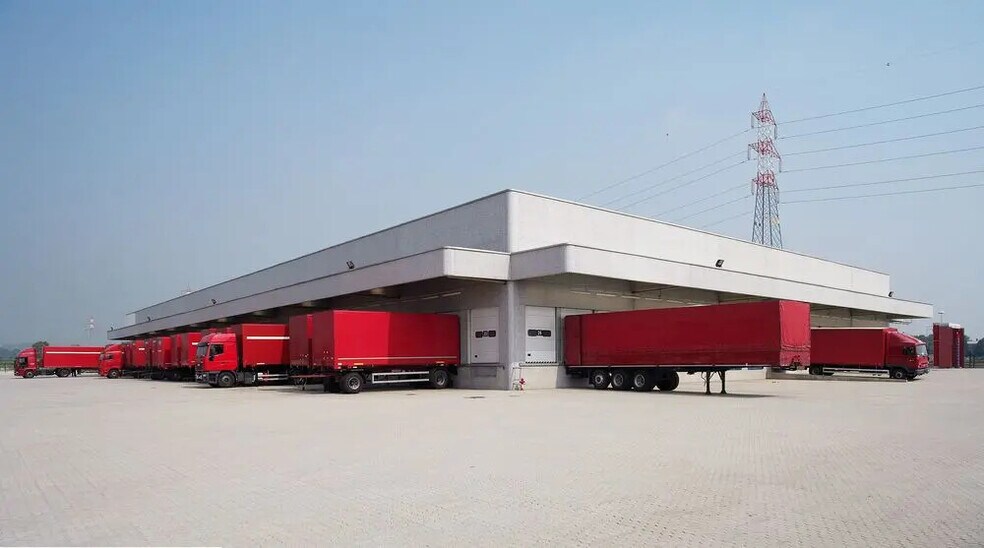 Industriel/Logistique dans Le Thillay à vendre - Photo de l’immeuble – Image 3 sur 3