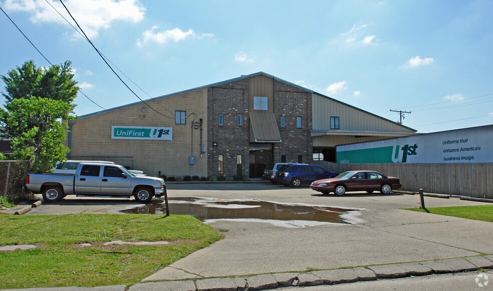 1301 Veterans Blvd, Kenner, LA à vendre - Photo de l’immeuble – Image 2 sur 9