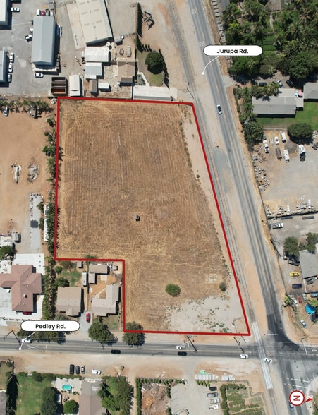 8804 Jurupa Rd, Jurupa Valley, CA à vendre - Aérien – Image 2 sur 6
