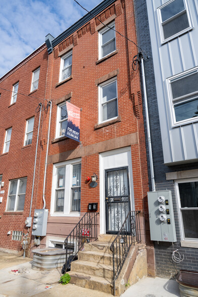 1717 W Berks St, Philadelphia, PA à vendre - Photo principale – Image 1 sur 1