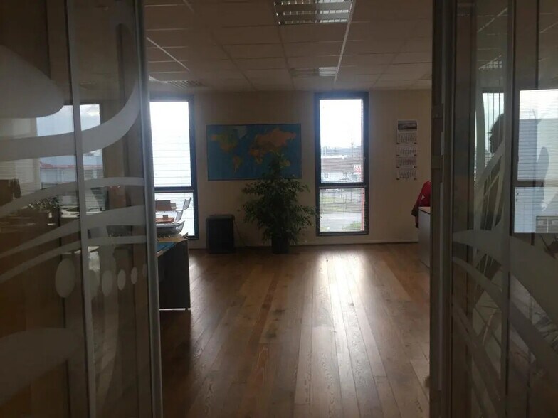 1 Ter Avenue De La Vertonne, Vertou à louer - Photo de l’immeuble – Image 2 sur 5