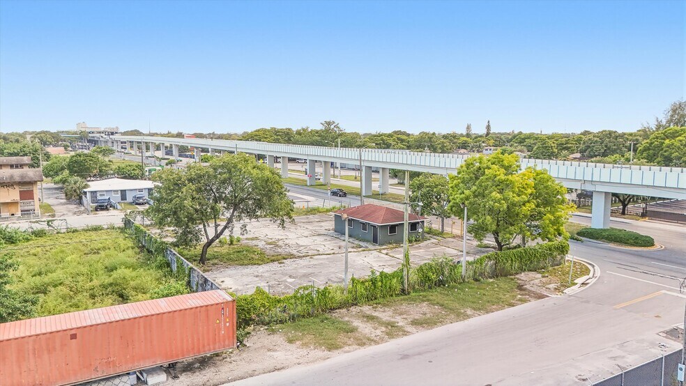 6801 NW 27th Ave, Miami, FL à vendre - Aérien – Image 2 sur 26