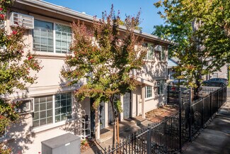 Plus de détails pour 2700 32nd St, Sacramento, CA - Logement à vendre