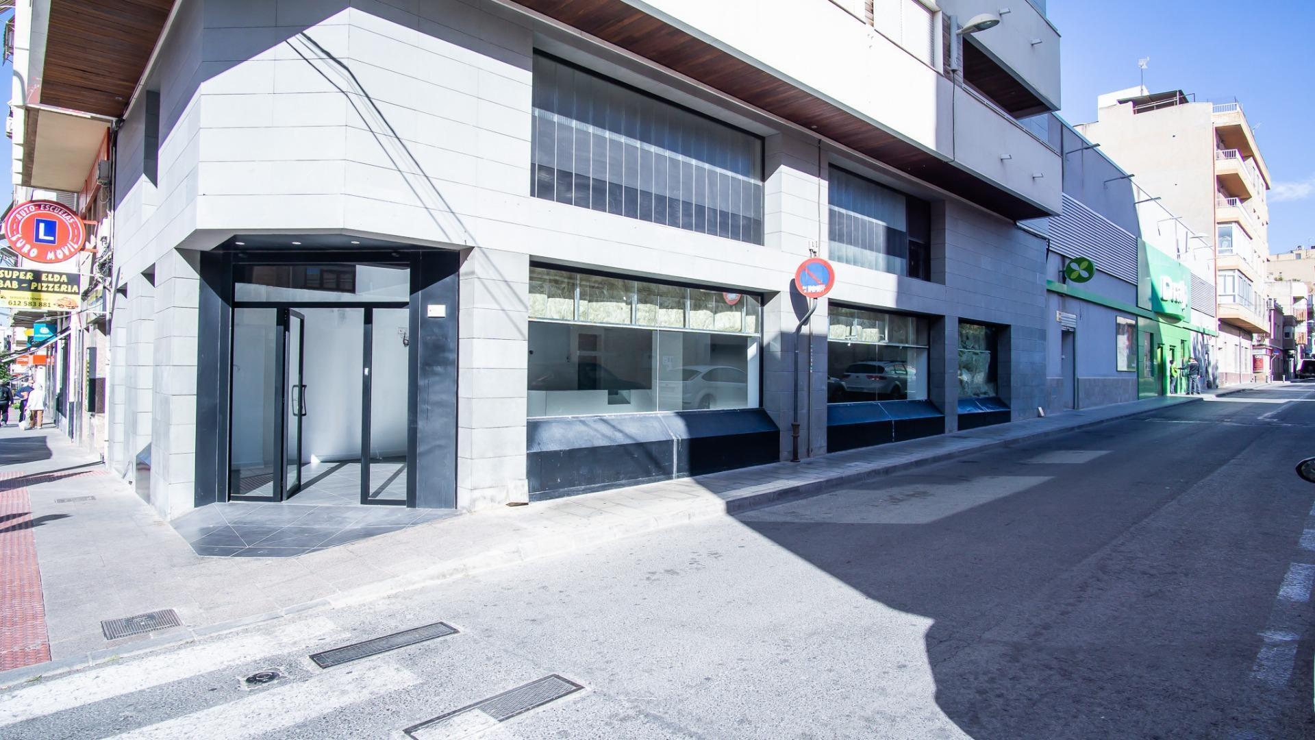 Local commercial dans Elda, Alicante à louer Photo de l’immeuble– Image 1 sur 15