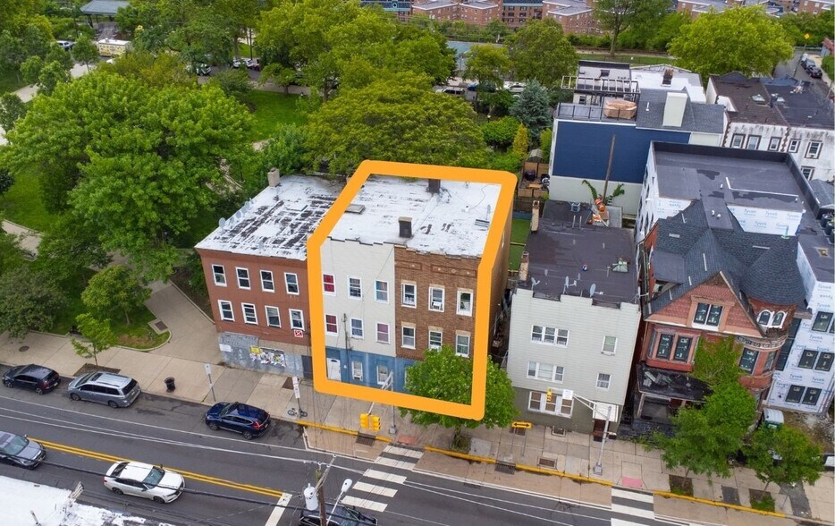 450-452 Palisade portefeuille de 2 biens à vendre sur LoopNet.fr - Photo de l’immeuble – Image 2 sur 4