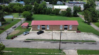 Plus de détails pour 800 W Washington St, Clarksville, TX - Logement à vendre