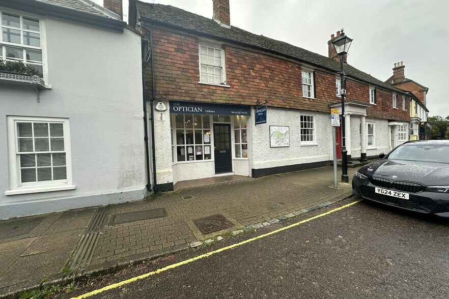113 High St, Odiham à vendre - Photo de l’immeuble – Image 3 sur 6