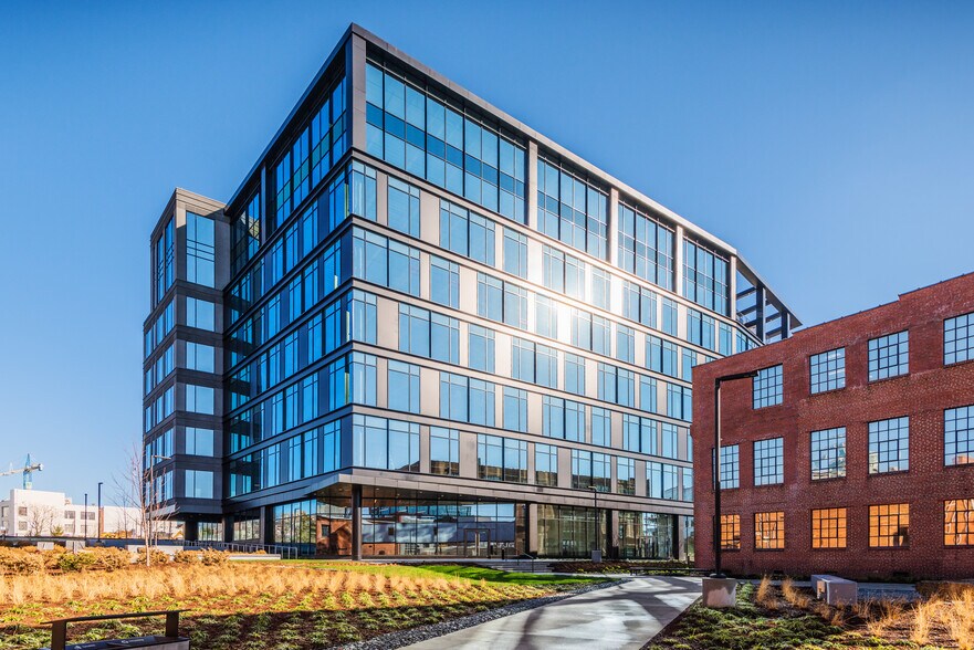 380 E Pettigrew St, Durham, NC à louer - Photo de l’immeuble – Image 1 sur 7