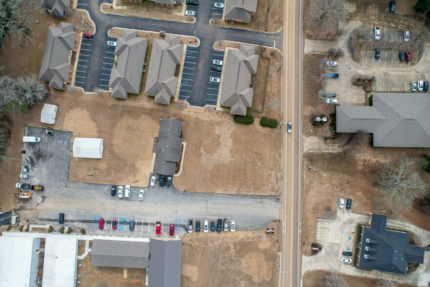 2887 S Lamar Blvd, Oxford, MS à vendre - Photo de l’immeuble – Image 3 sur 4