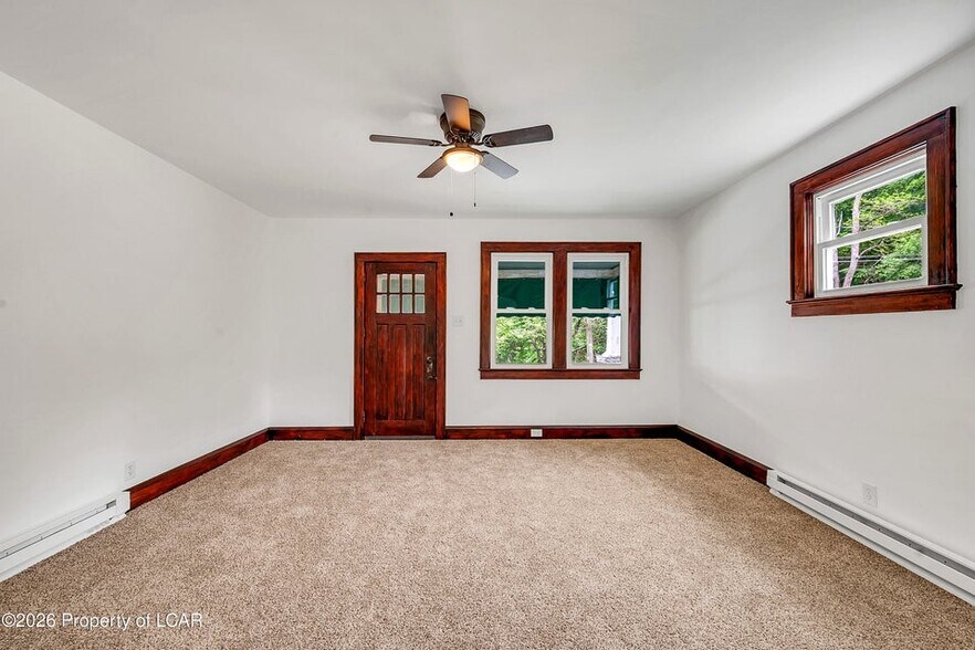 7974-7976 Main St, Shickshinny, PA à vendre - Photo de l’immeuble – Image 3 sur 39