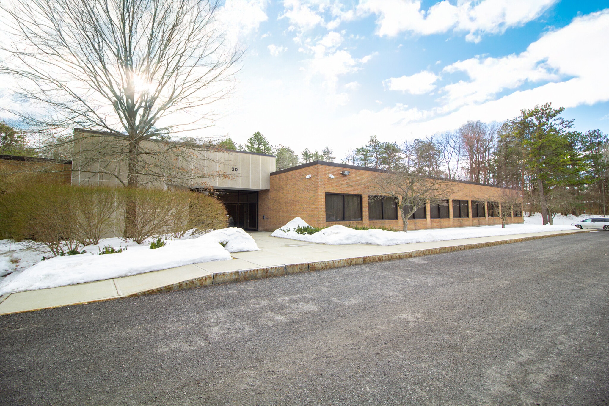 20 Madison Avenue Ext, Albany, NY à louer Photo de l’immeuble– Image 1 sur 19