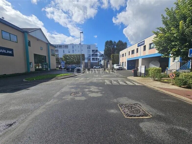 Bureau dans Choisy-le-Roi à louer - Photo de l’immeuble – Image 2 sur 9