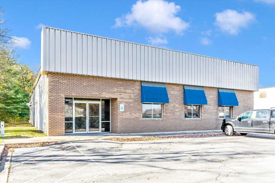 4603 Wedgewood Blvd, Frederick, MD à vendre - Photo de l’immeuble – Image 2 sur 24