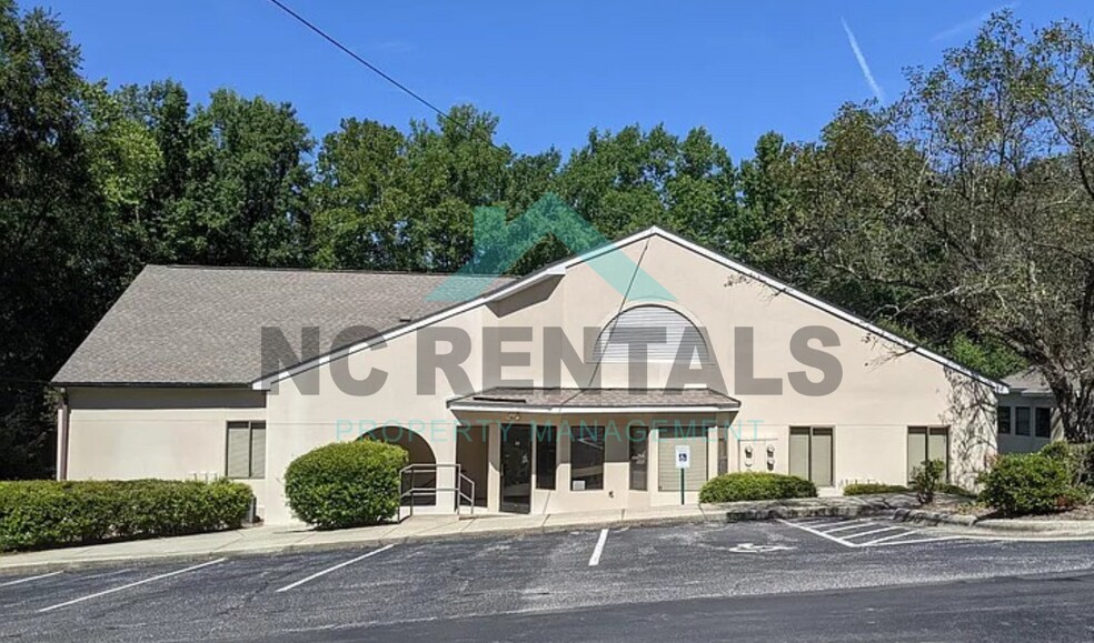 20 W Colony Pl, Durham, NC à louer - Photo de l’immeuble – Image 1 sur 37