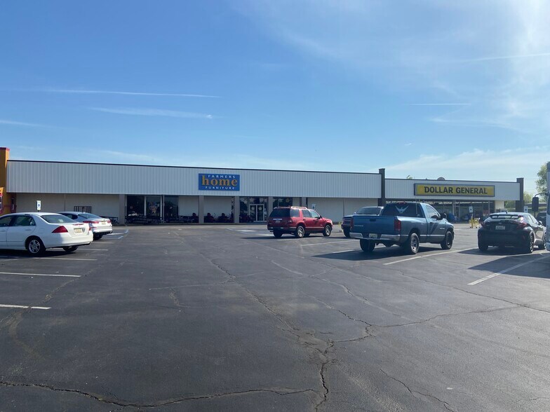 15304 Court St, Moulton, AL à louer - Photo de l’immeuble – Image 2 sur 4