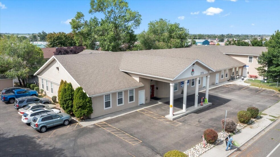 273 Shoup Ave W, Twin Falls, ID à louer - Photo de l’immeuble – Image 2 sur 15