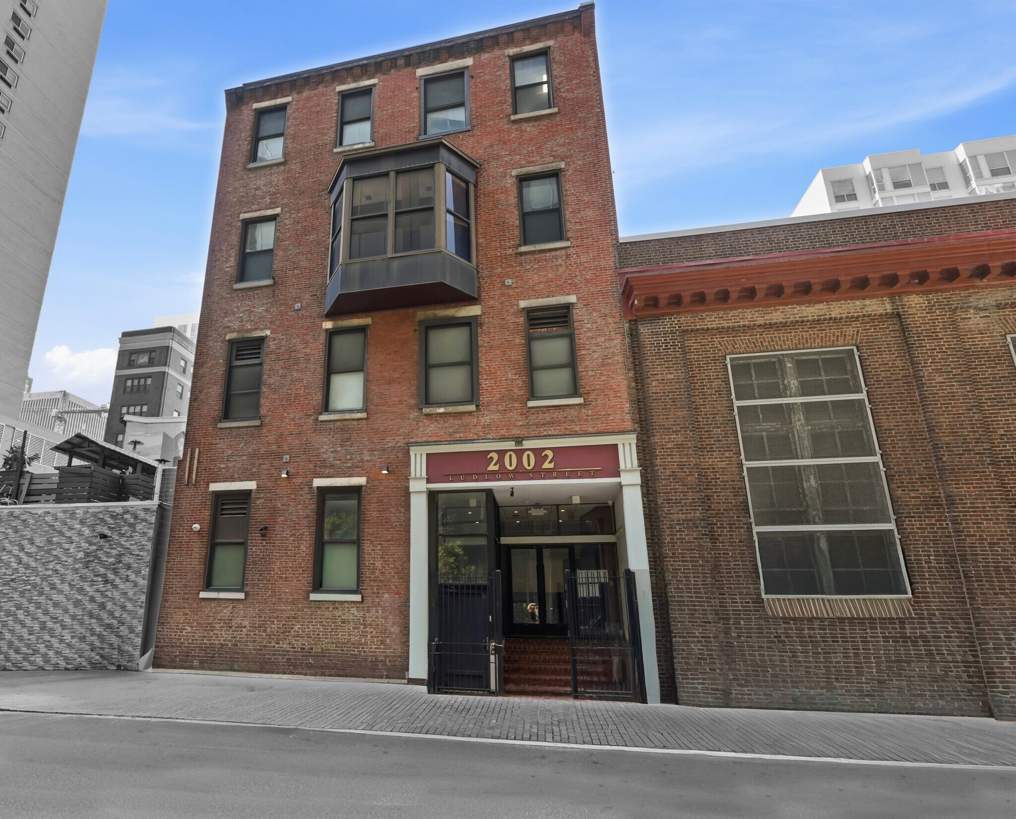2002 Ludlow St, Philadelphia, PA à louer Photo de l’immeuble– Image 1 sur 25