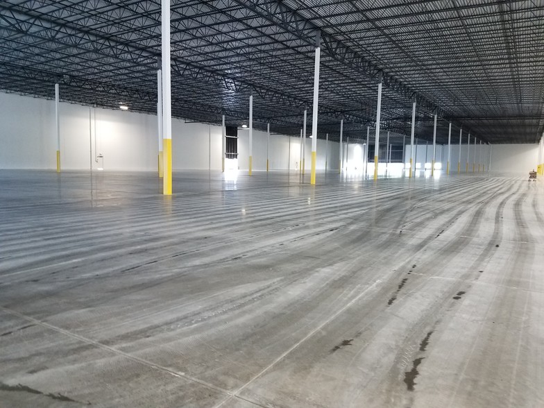 2401 W Haven Ave, New Lenox, IL à louer - Photo intérieure – Image 2 sur 5