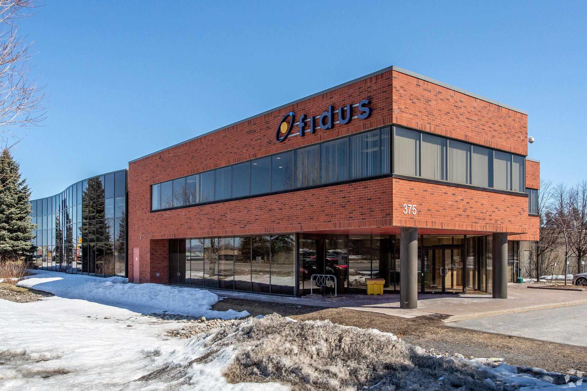 603 March Rd, Ottawa, ON à louer Photo principale– Image 1 sur 18