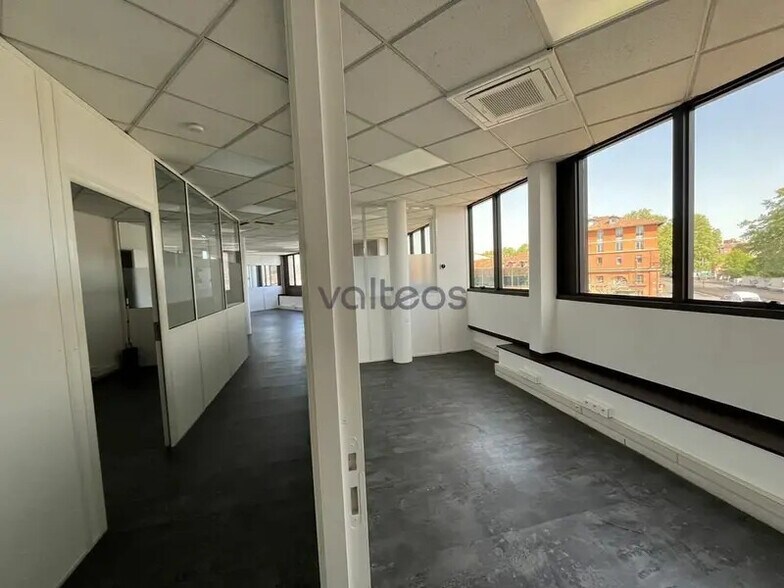 18 Place Roguet, Toulouse à louer - Photo intérieure – Image 2 sur 6