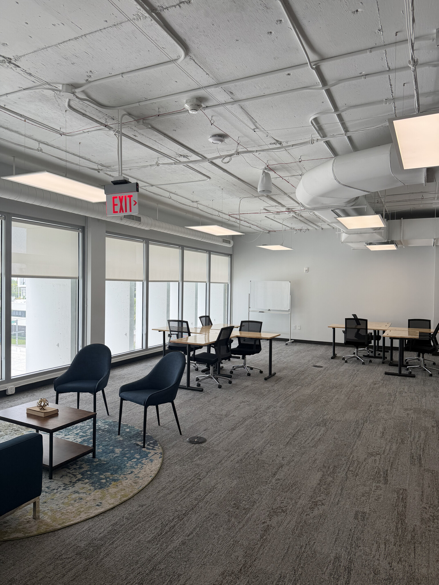 2125 Biscayne Blvd, Miami, FL à louer Photo intérieure– Image 1 sur 12
