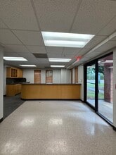 4801 W University Dr, Denton, TX à louer Photo intérieure– Image 2 sur 24