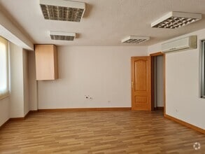 Bureau dans Móstoles, Madrid à louer Photo intérieure– Image 1 sur 9
